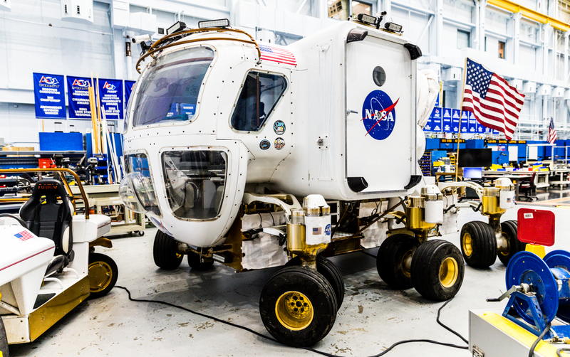 Illustration for article titled NASA's Building 9 Is The Giant Space Toy Box Of Your Dreams